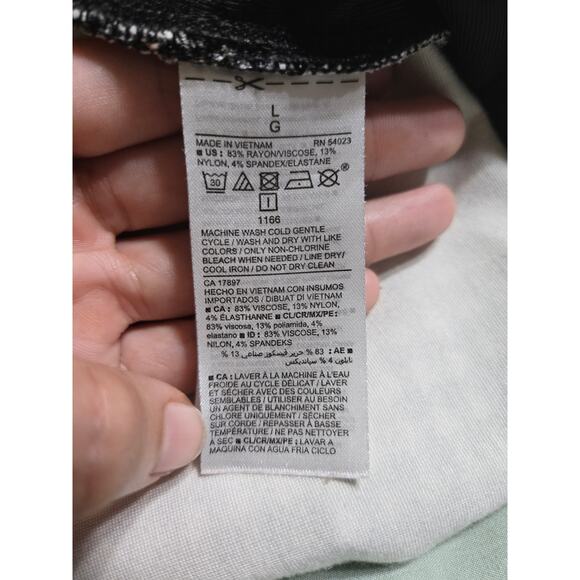 Old navy large women's black and white houndstooth printed Stevie pants - Picture 5 of 8